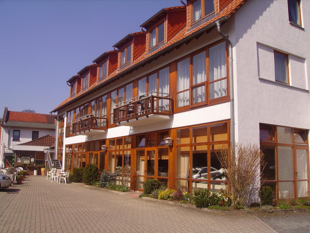 Hotel Zur Erholung Brochthausen Bagian luar foto
